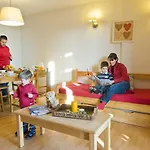 Apart-hotel Goelia Le Domaine De Castella 3*