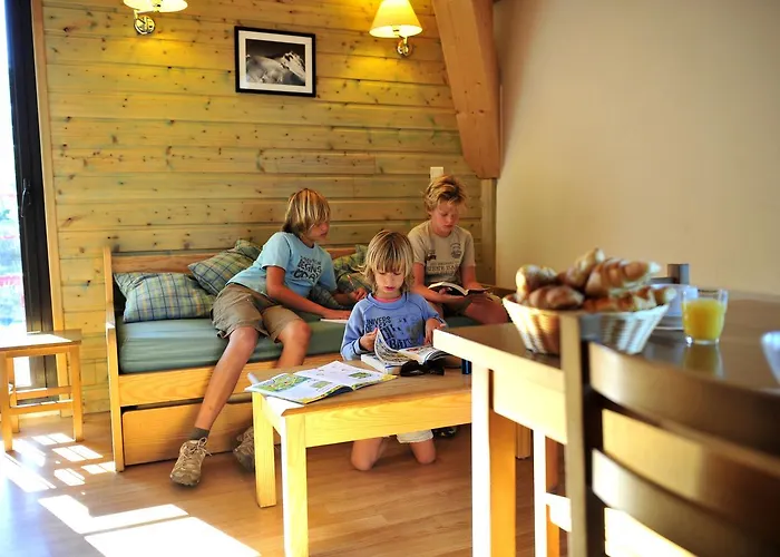 Goelia Le Domaine De Castella 3* Font-Romeu-Odeillo-Via